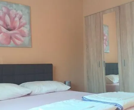 Apartments Golic Biograd Na Moru Exterior photo