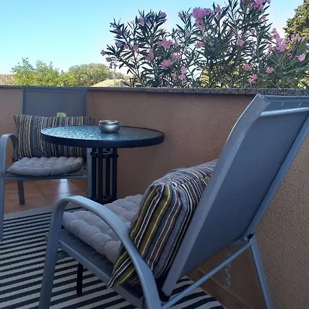 Apartments Golic Biograd Na Moru Exterior photo