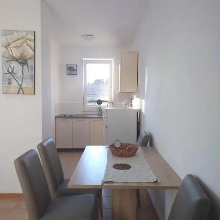 Apartments Golic Biograd Na Moru Exterior photo