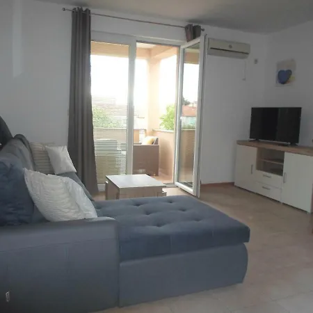 Apartments Golic Biograd Na Moru Exterior photo