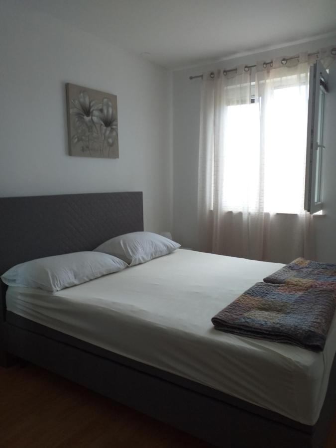 Apartman Golic *